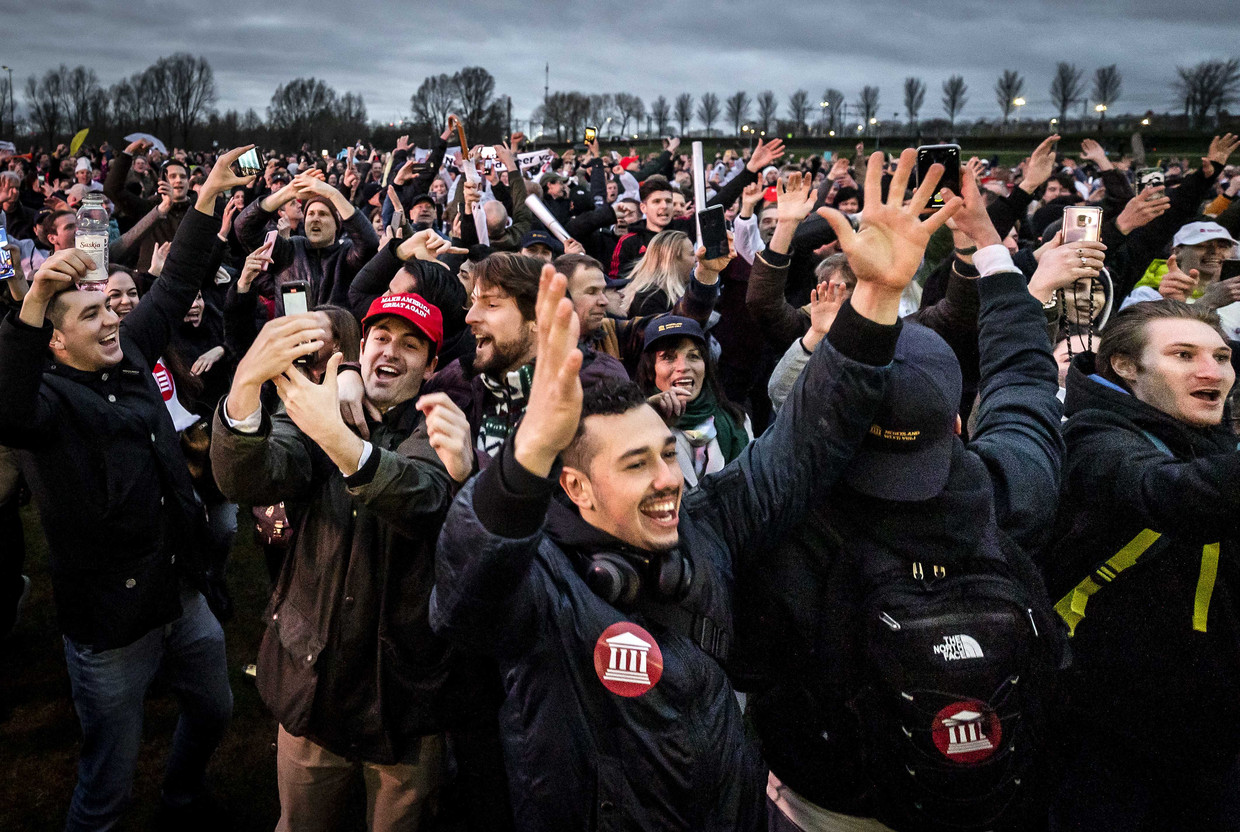 om-kijkt-naar-consequenties-fvd-demonstratie-westerpark
