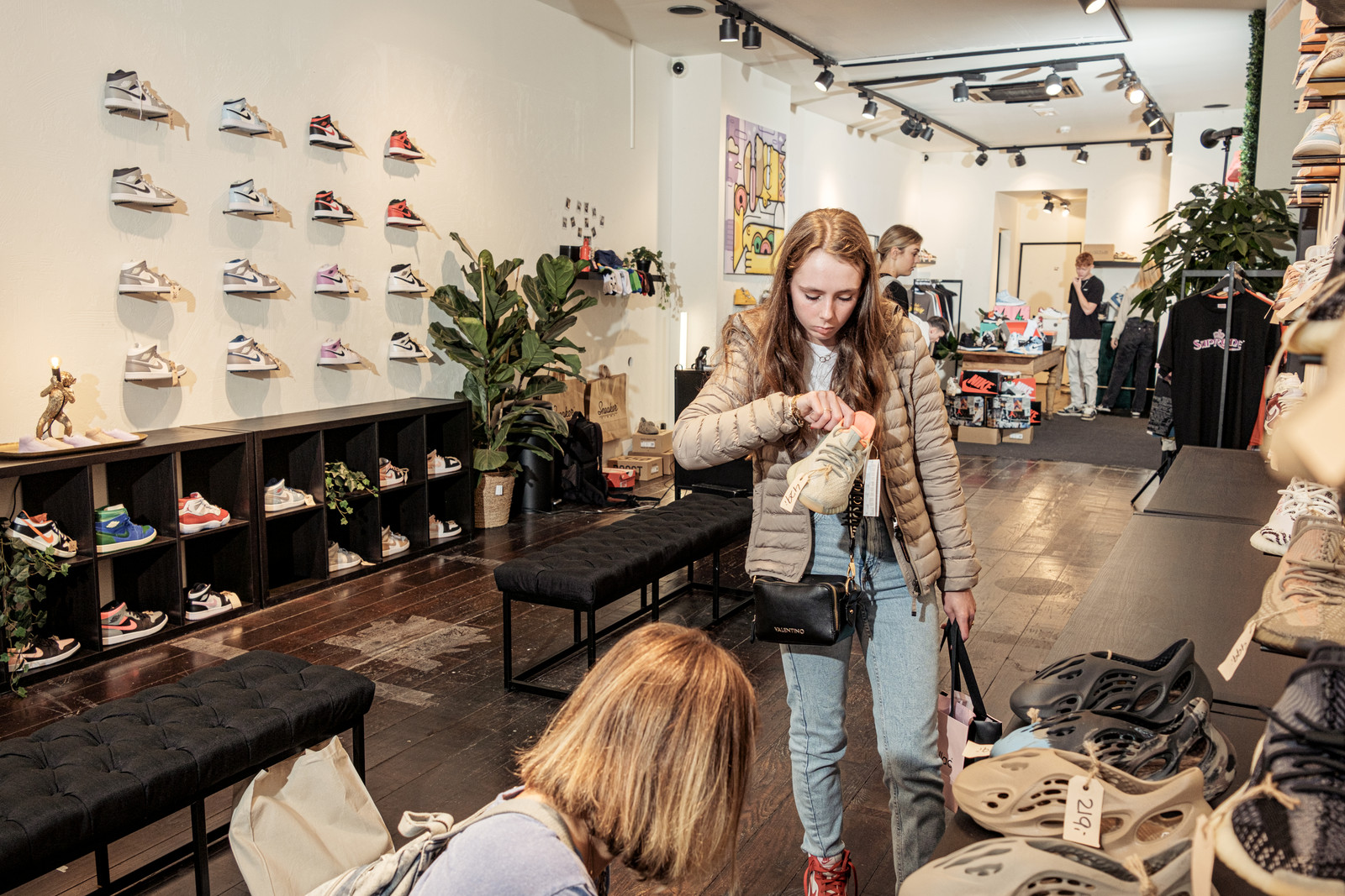 Koop zeldzame sneakers bij Sneakerfirma in de Kalverstraat Het