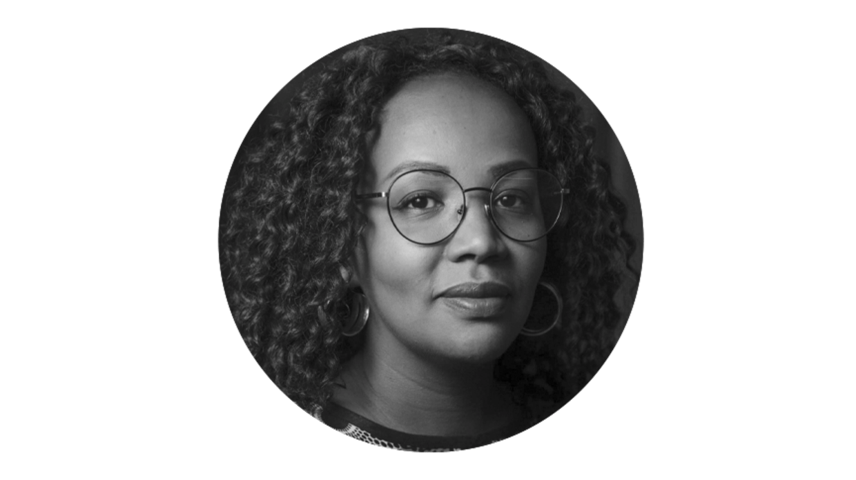 Ayan Abukar is the Chief Programmer and Marketing Officer at Amerpodia (De Nieuwe Liefde / Felix Meritis / Rode Hoed).  Statue of Inigo Garayo